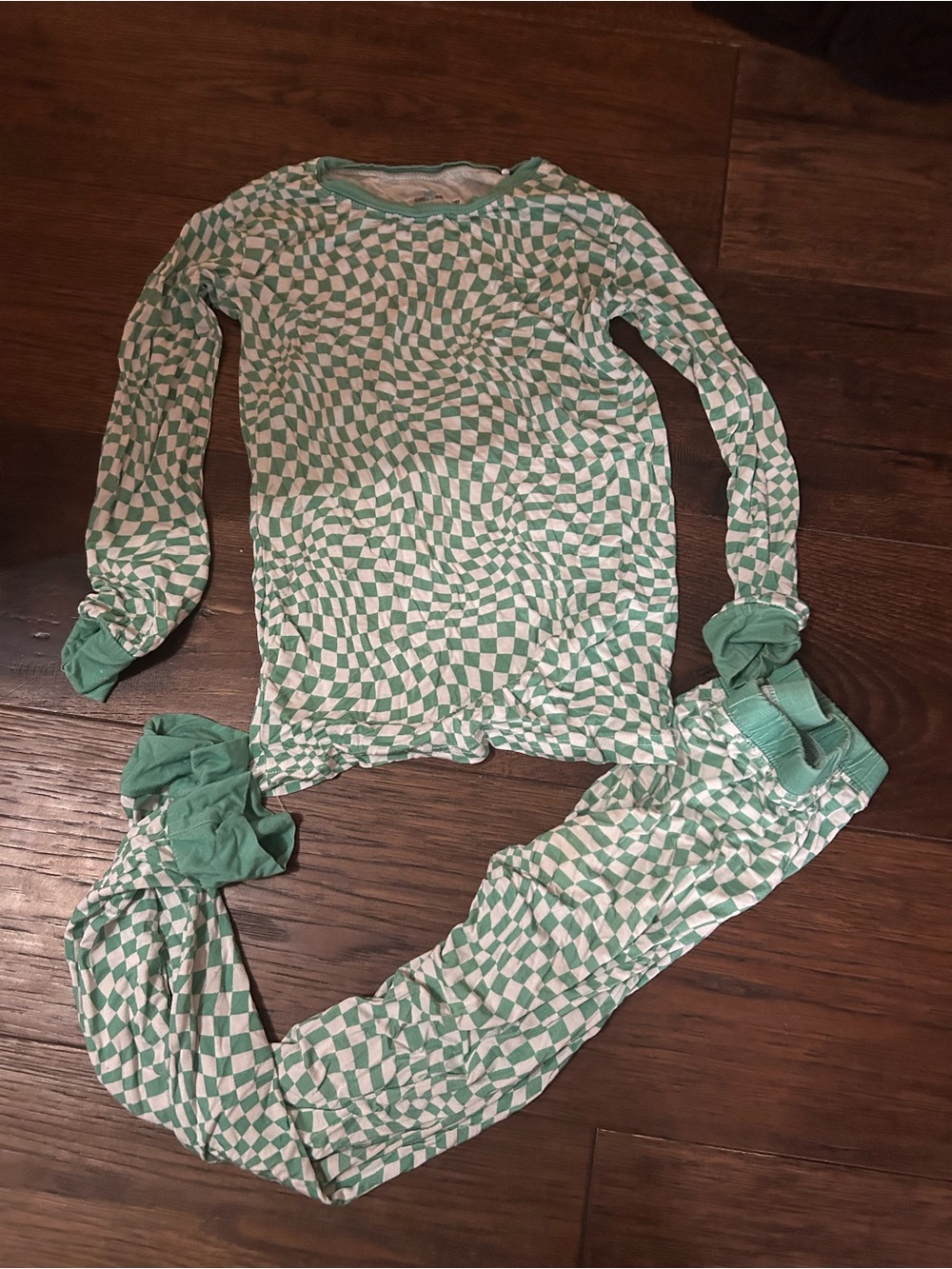 Girls' Green Checkerboard Long Sleeve Pajama Set